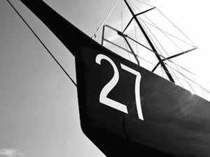 Sailing Black Yacht 27